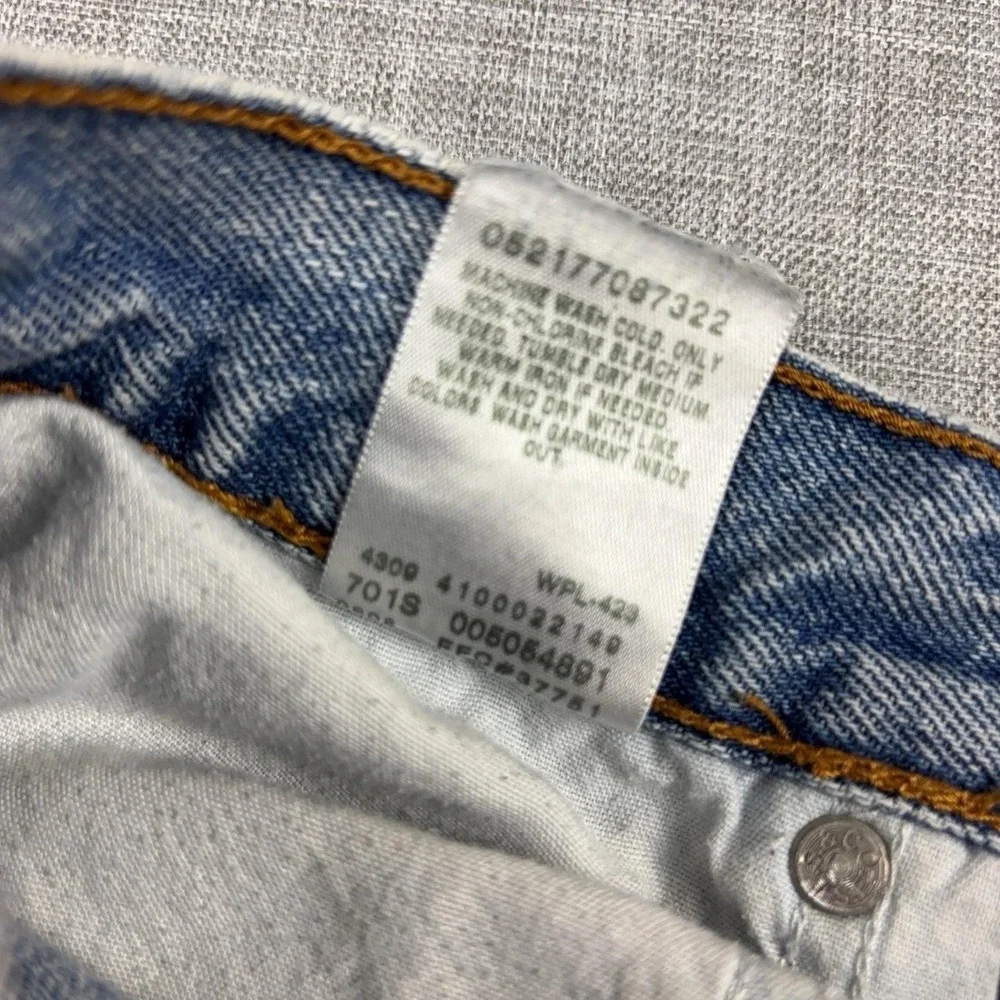 Levi's 505 Jeans Mens 32x32 Light Wash Distressed Regular Straight Denim Y2K